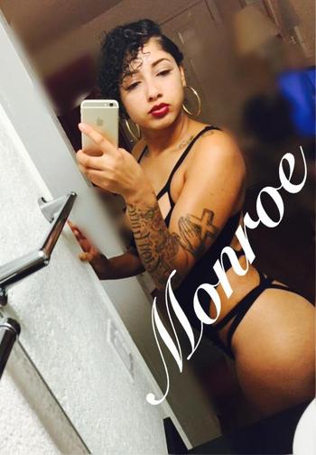 , 21  female escort, Long Beach