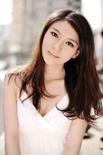 , 18 Asian female escort, Long Beach