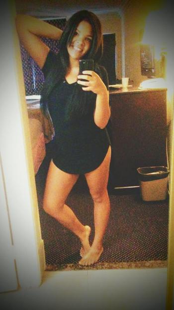 , 21  female escort, Long Beach