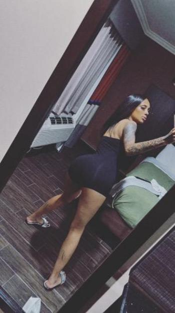 Lovely , 25  female escort, Long Beach