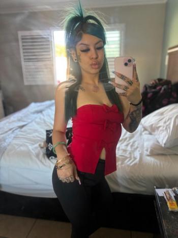 Lil mama, 22  female escort, Long Beach