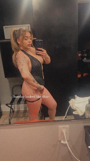 Star , 30  female escort, Long Beach