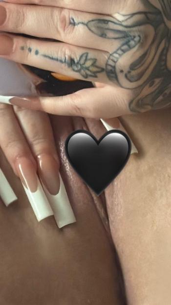 Winter , 24  female escort, Long Beach