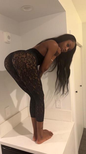 Trixie , 21  female escort, Long Beach
