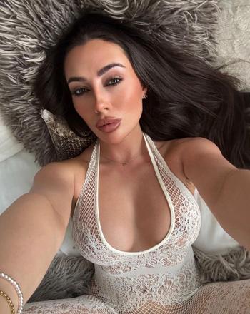 Kylie, 24  female escort, Long Beach