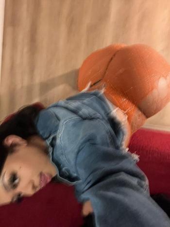 Kamila, 20  female escort, Long Beach