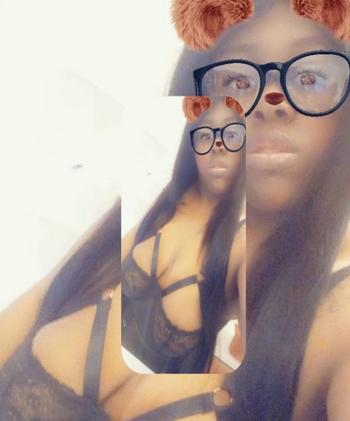  Tasty , 26  female escort, Long Beach